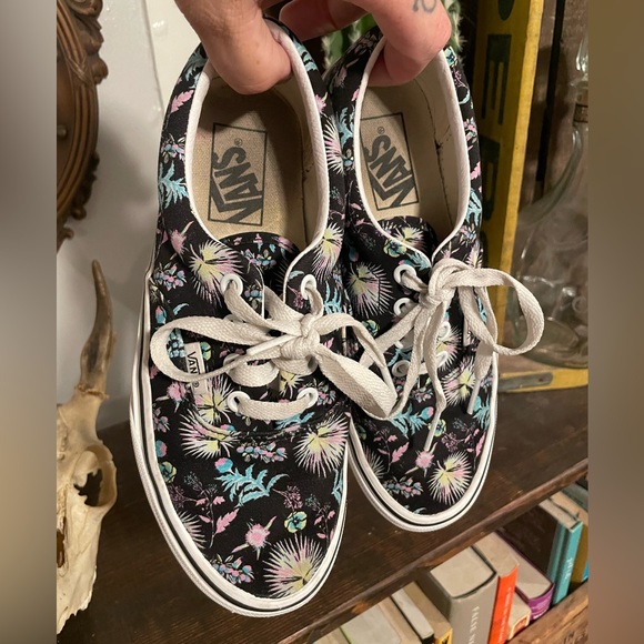 Vans Era Paradise low top floral sneakers. Good condition. Women’s Sz 6.5 - Picture 9 of 9